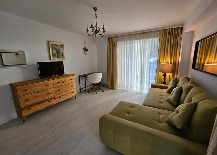 Manolaire Airport Residence