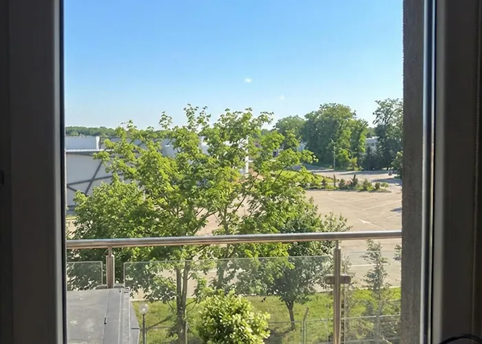 Airport Residence - Across From Otopeni Airport