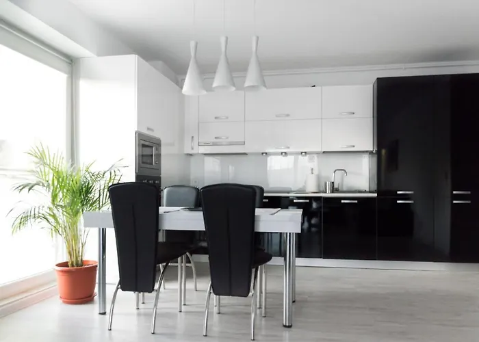 Airport Residence - Apartment Across From Otopeni Airport